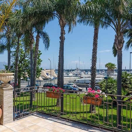 Casa Delle Zammare Fronte Mare Centro Storico Villa Riposto Luaran gambar