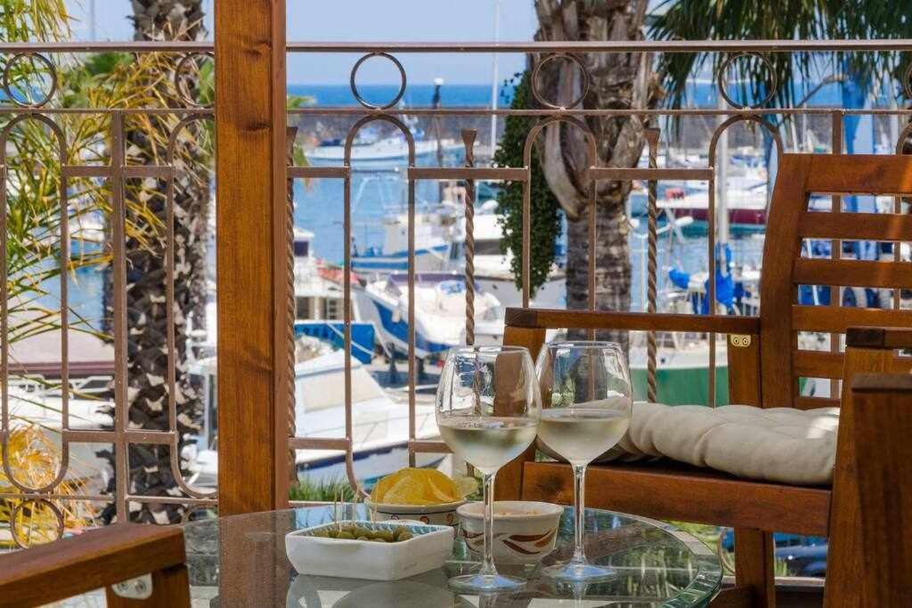 Casa Delle Zammare Fronte Mare Centro Storico Villa Riposto Luaran gambar