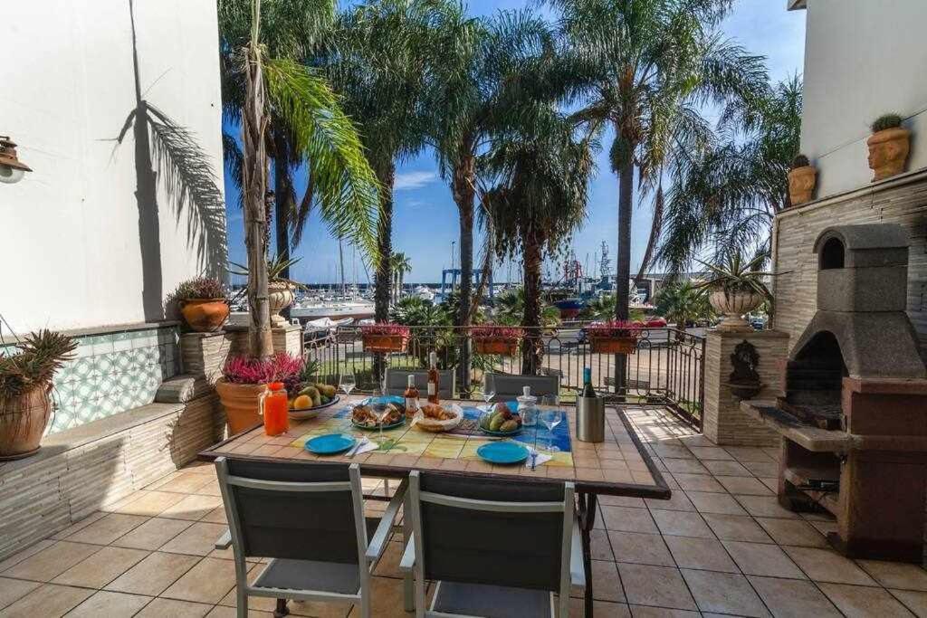 Casa Delle Zammare Fronte Mare Centro Storico Villa Riposto Luaran gambar