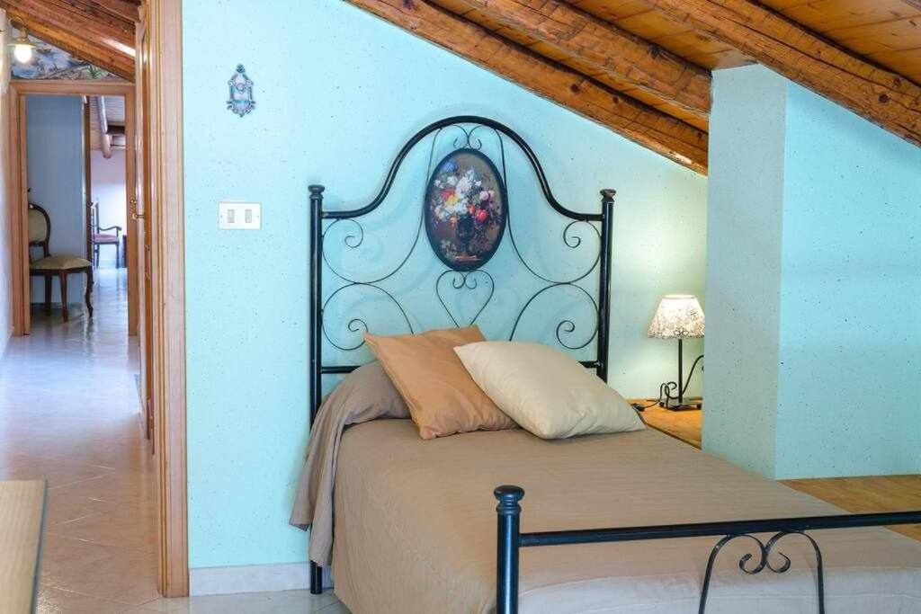 Casa Delle Zammare Fronte Mare Centro Storico Villa Riposto Luaran gambar