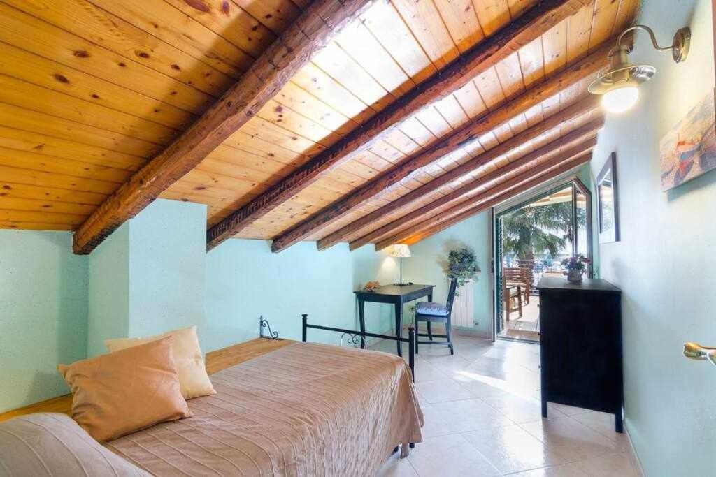 Casa Delle Zammare Fronte Mare Centro Storico Villa Riposto Luaran gambar