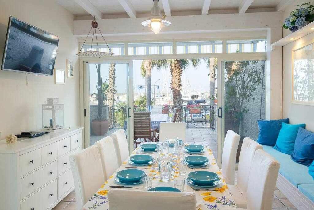 Casa Delle Zammare Fronte Mare Centro Storico Villa Riposto Luaran gambar