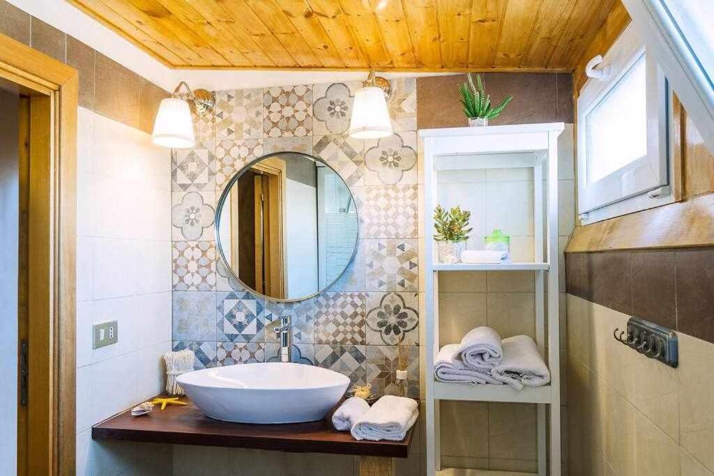 Casa Delle Zammare Fronte Mare Centro Storico Villa Riposto Luaran gambar
