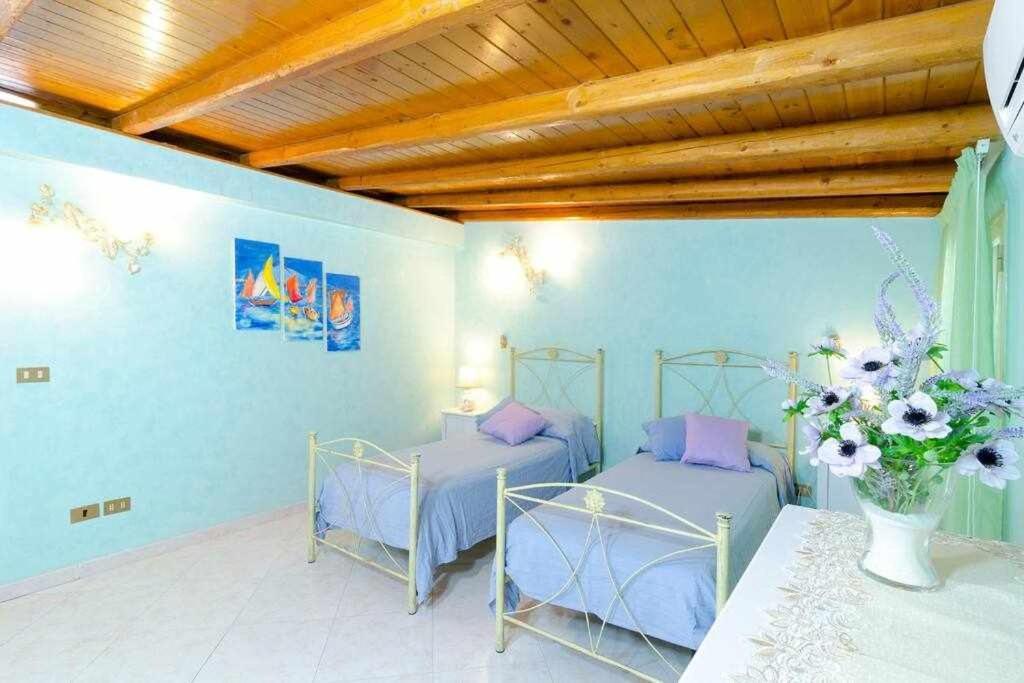 Casa Delle Zammare Fronte Mare Centro Storico Villa Riposto Luaran gambar