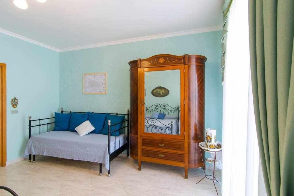 Casa Delle Zammare Fronte Mare Centro Storico Villa Riposto Luaran gambar